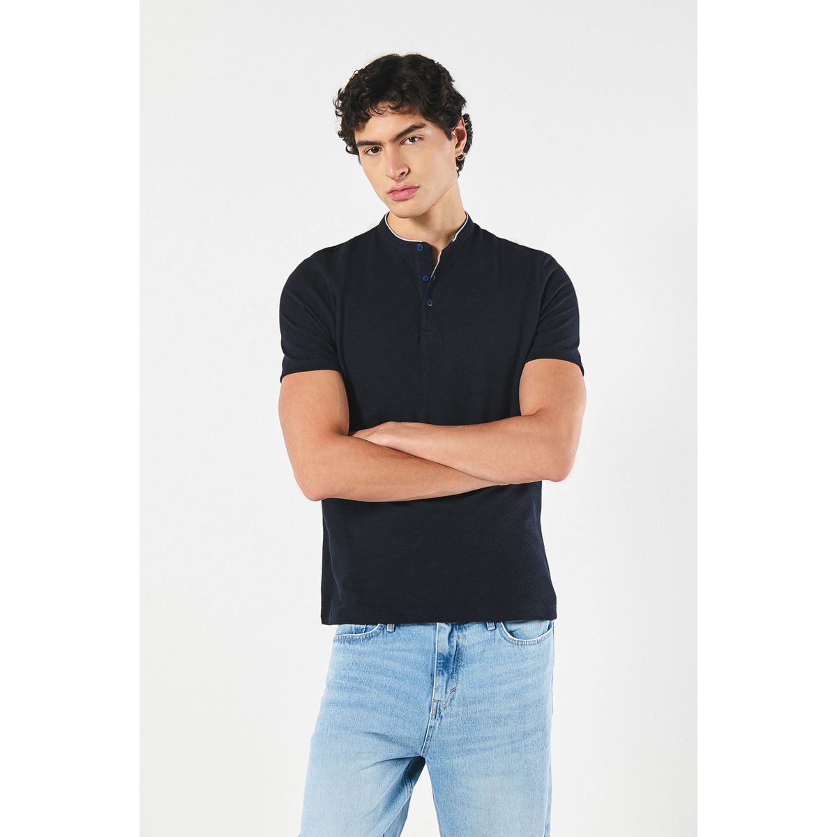 KOAJ - KOAJ Camiseta polo azul intensa con cuello nerú y botones Hombre