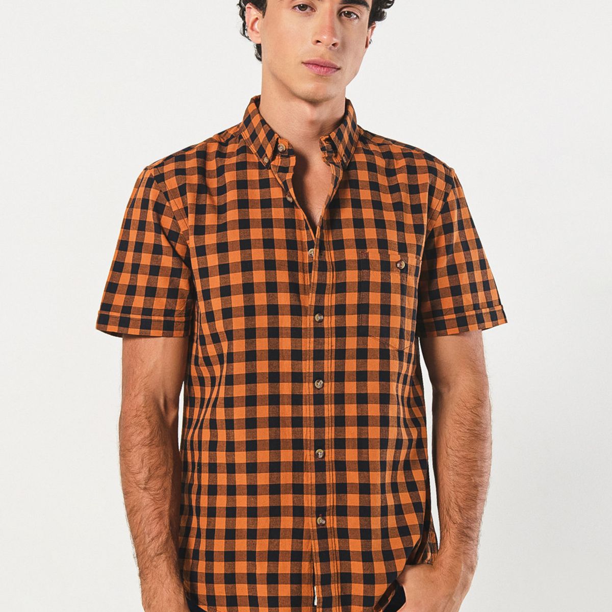 KOAJ - KOAJ Camisa unicolor a cuadros con manga corta y botones Hombre