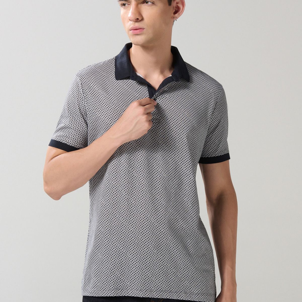 KOAJ - KOAJ Camiseta polo azul intensa con cuello y puños en contra Hombre