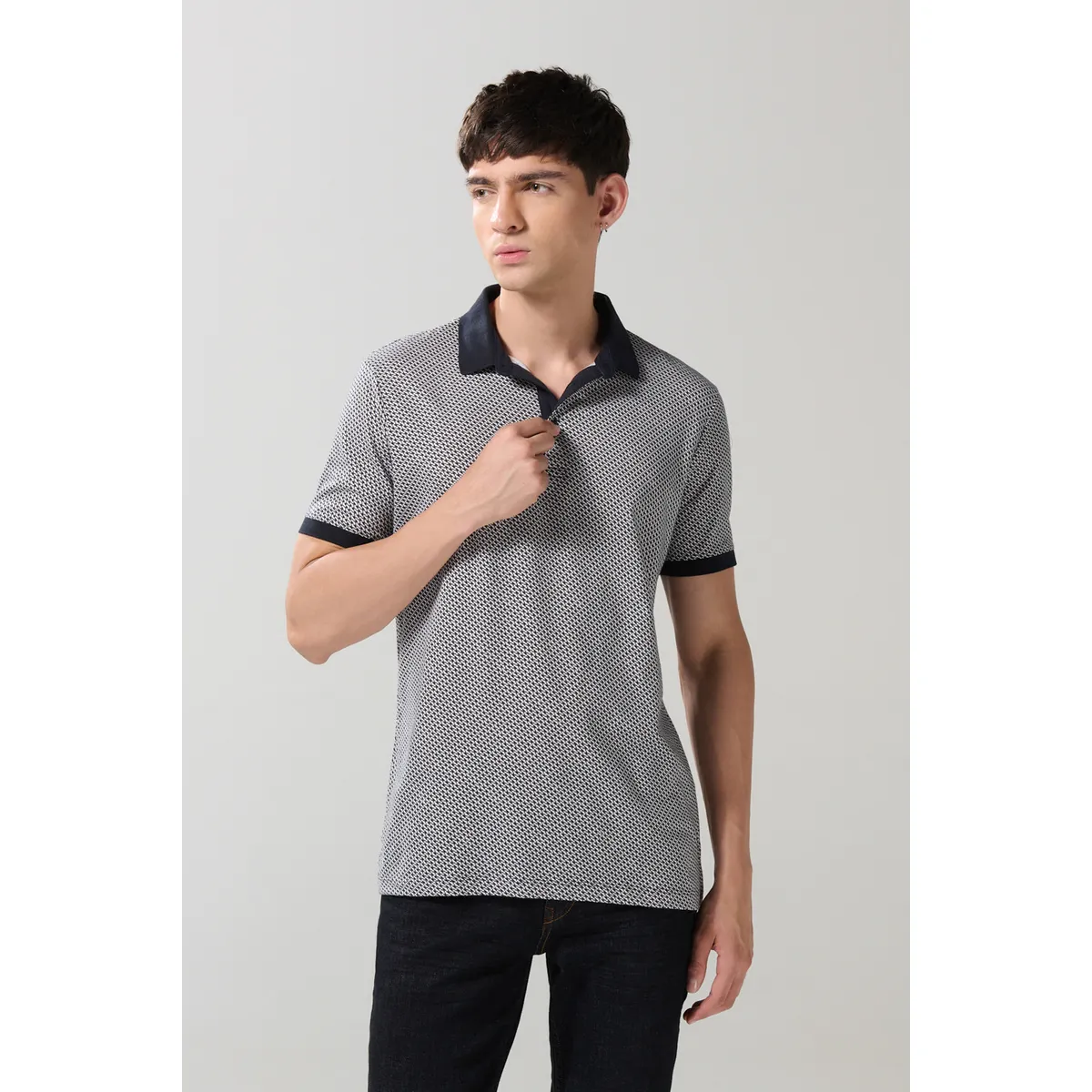 KOAJ - KOAJ Camiseta polo azul intensa con cuello y puños en contra Hombre