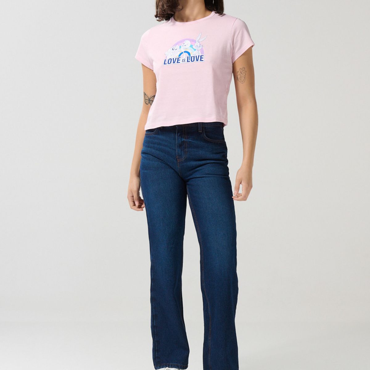 KOAJ - KOAJ Camiseta rosada clara manga corta con arte de Looney Tu Mujer