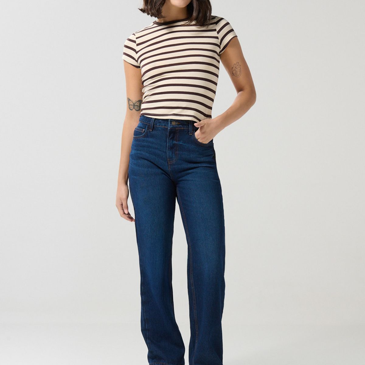 KOAJ - KOAJ Camiseta cuello redondo crema clara con diseños de raya Mujer