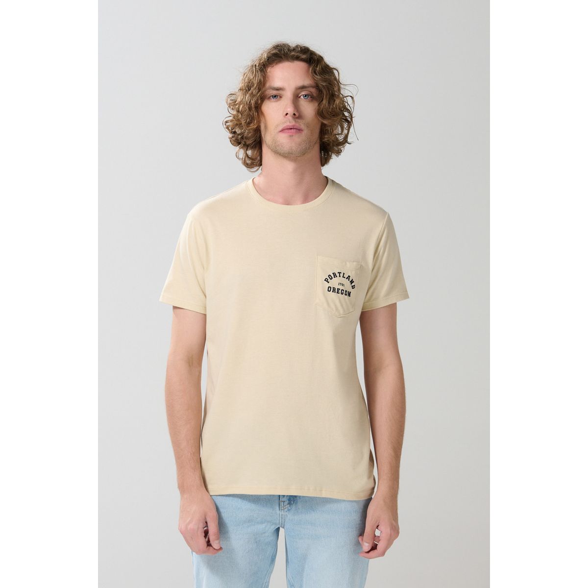 KOAJ - KOAJ Camiseta unicolor college con bolsillo y cuello redondo Hombre