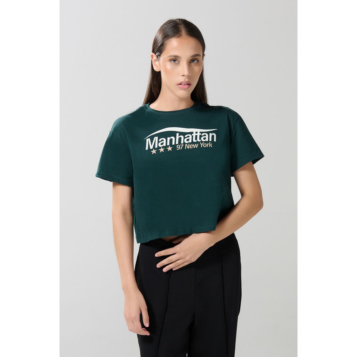 KOAJ - KOAJ Camiseta unicolor crop top con estampado college en fre Mujer