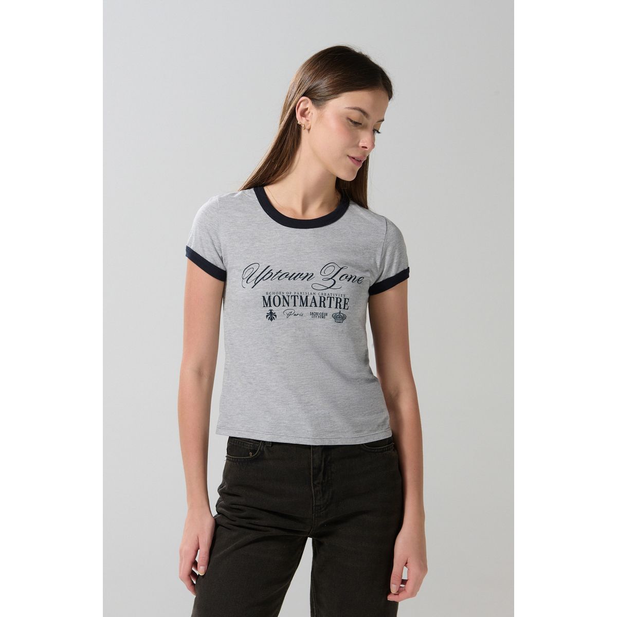 KOAJ - KOAJ Camiseta gris clara con contrastes y manga corta colleg Mujer