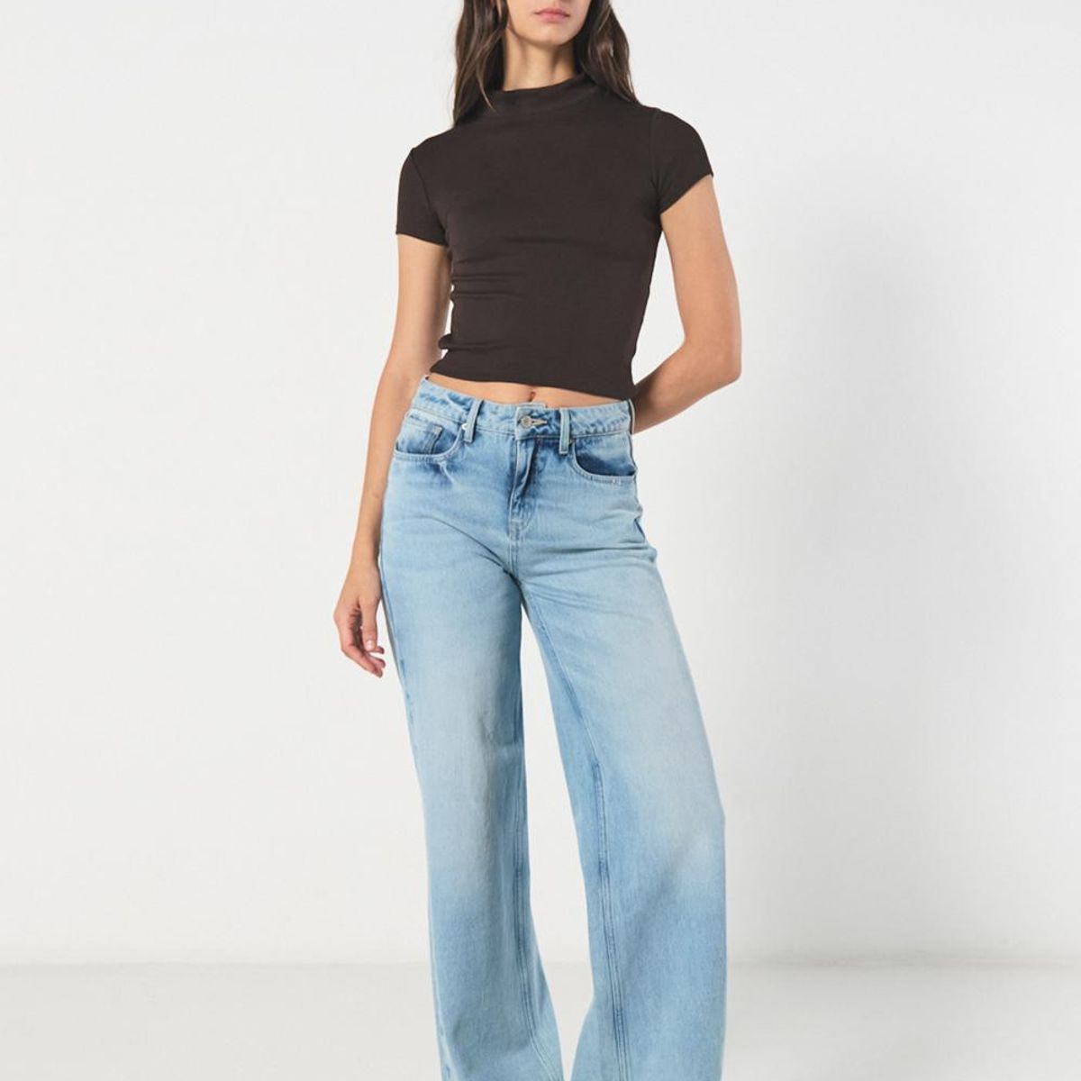 KOAJ - KOAJ Camiseta unicolor con texturas y cuello redondo alto Mujer