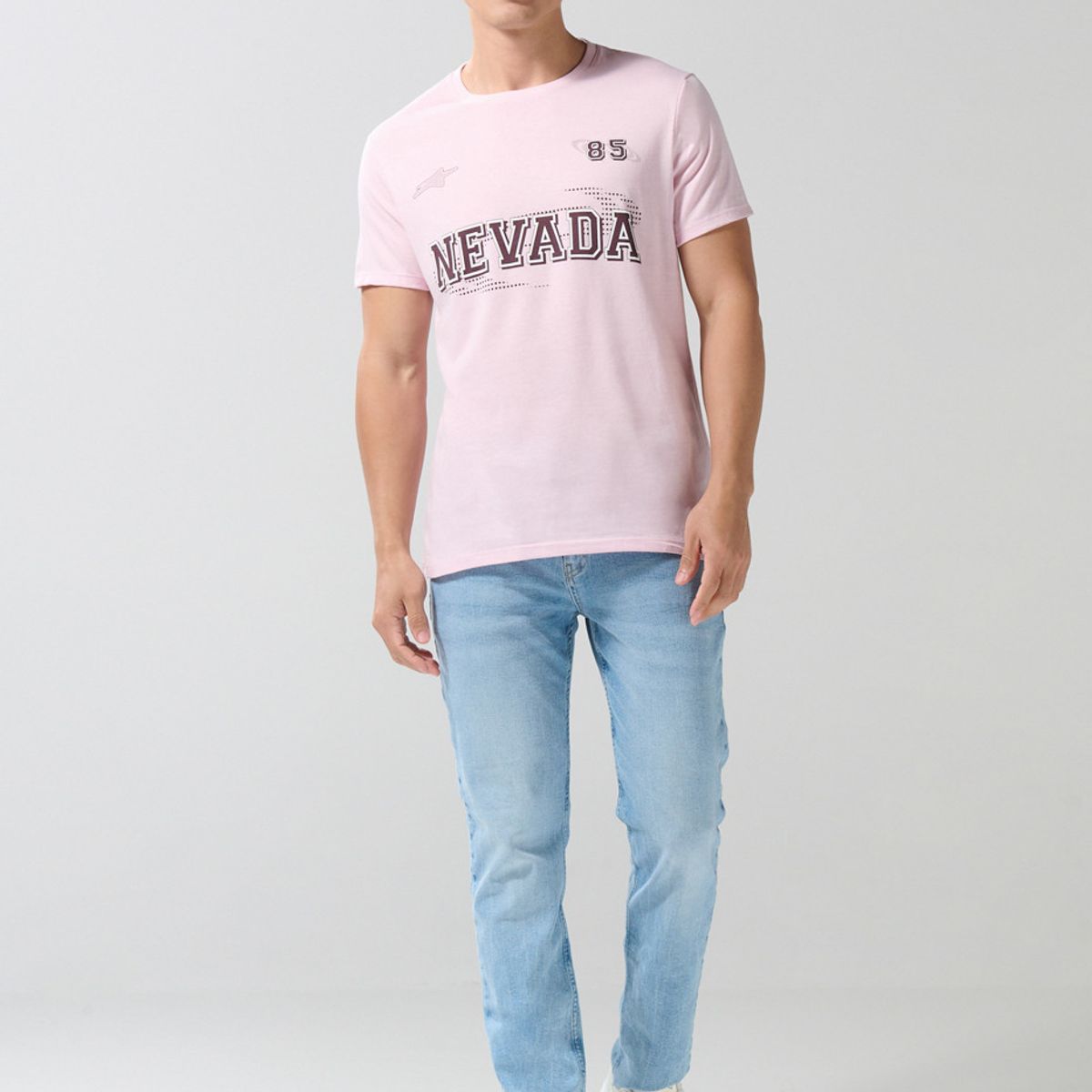 KOAJ - KOAJ Camiseta rosada cuello redondo con texto college Hombre