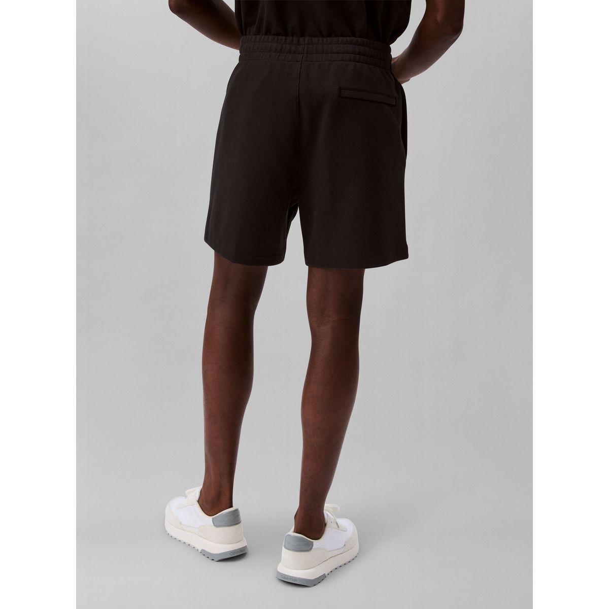 CALVIN KLEIN - Pantaloneta negra de punto de canalé con monograma bordado Calvin Klein