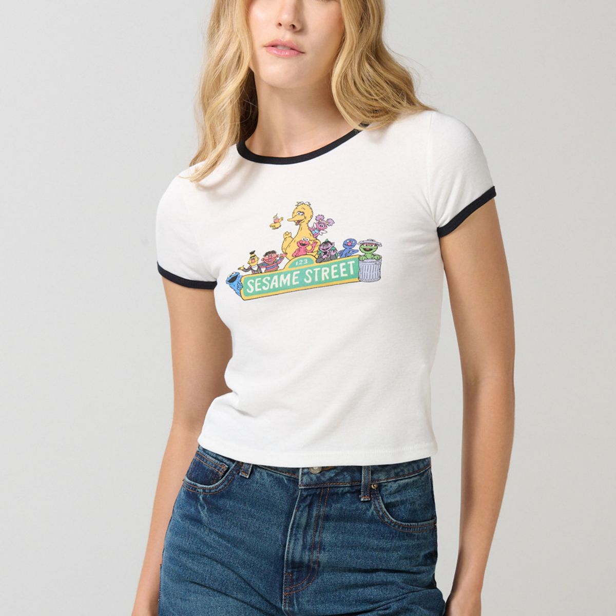 KOAJ - KOAJ Camiseta de Plaza Sésamo manga corta crema con contrast Mujer
