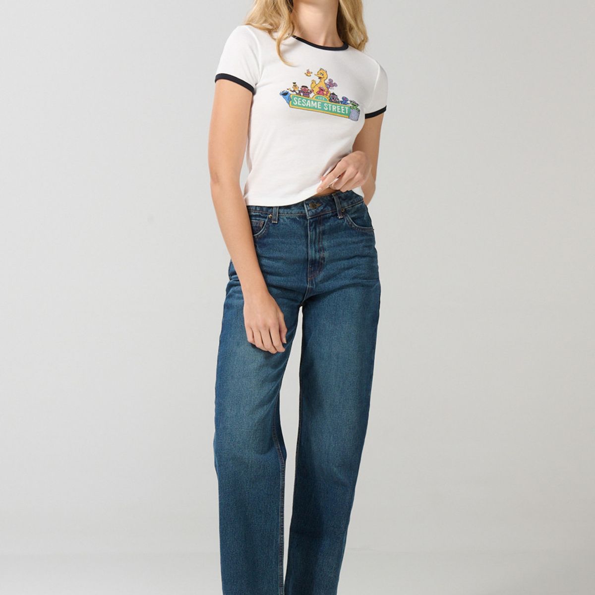KOAJ - KOAJ Camiseta de Plaza Sésamo manga corta crema con contrast Mujer