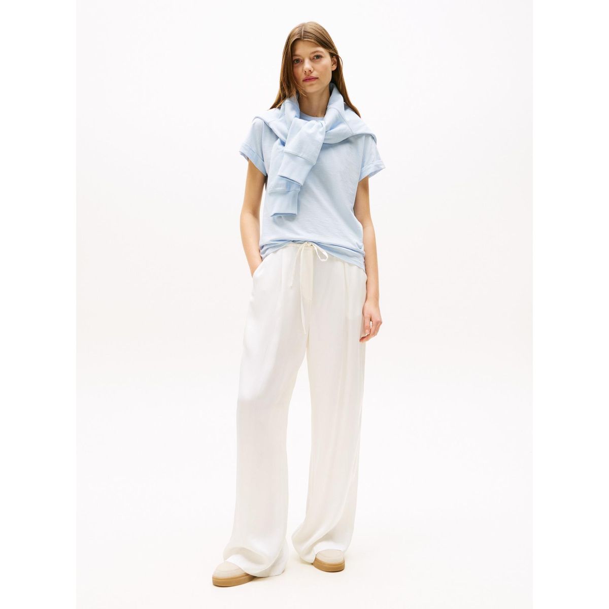 TOMMY HILFIGER - Camiseta celeste texturizada de cuello redondo Tommy Hilfiger