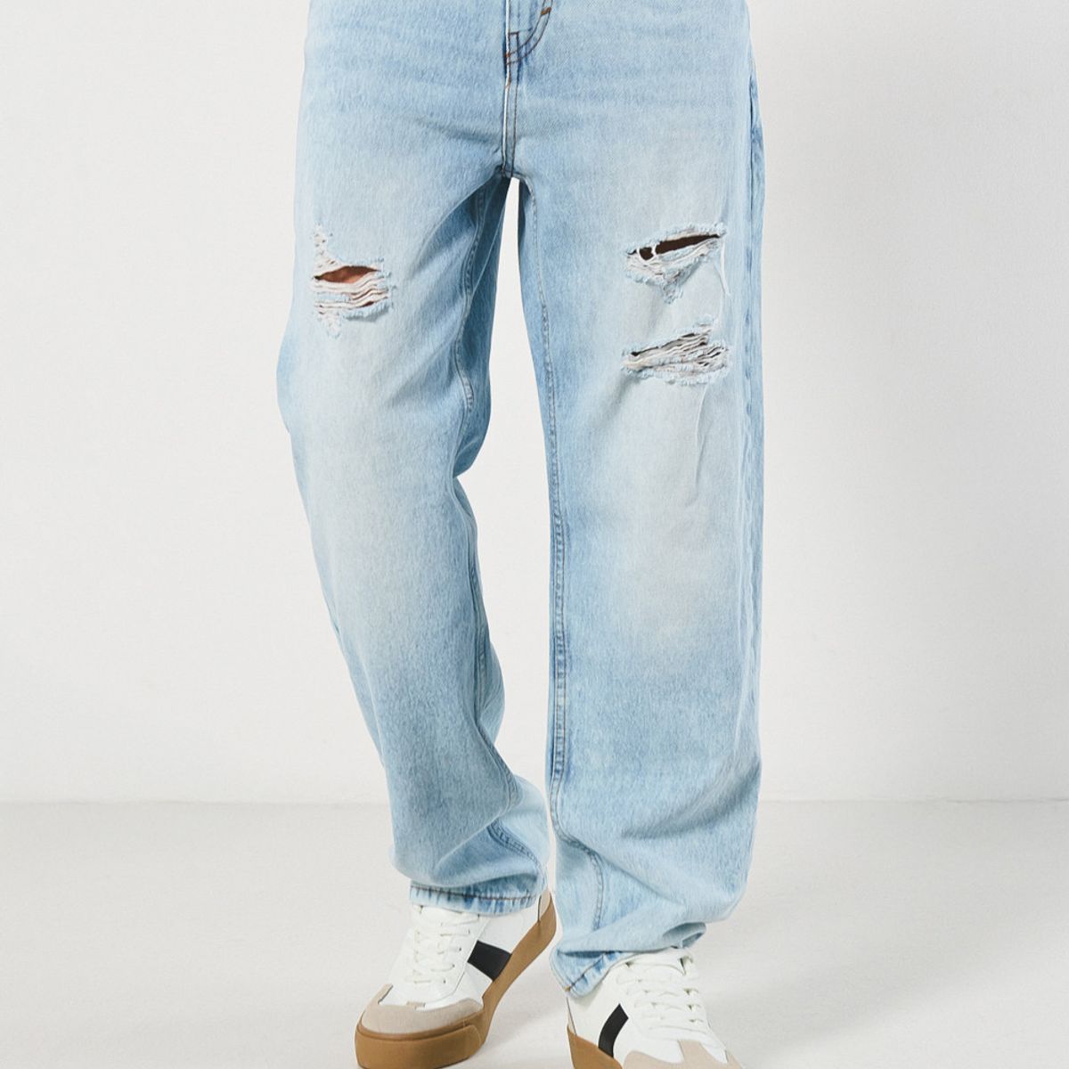 KOAJ - KOAJ Jean 90´S bota ancha azul claro con rotos y tiro bajo