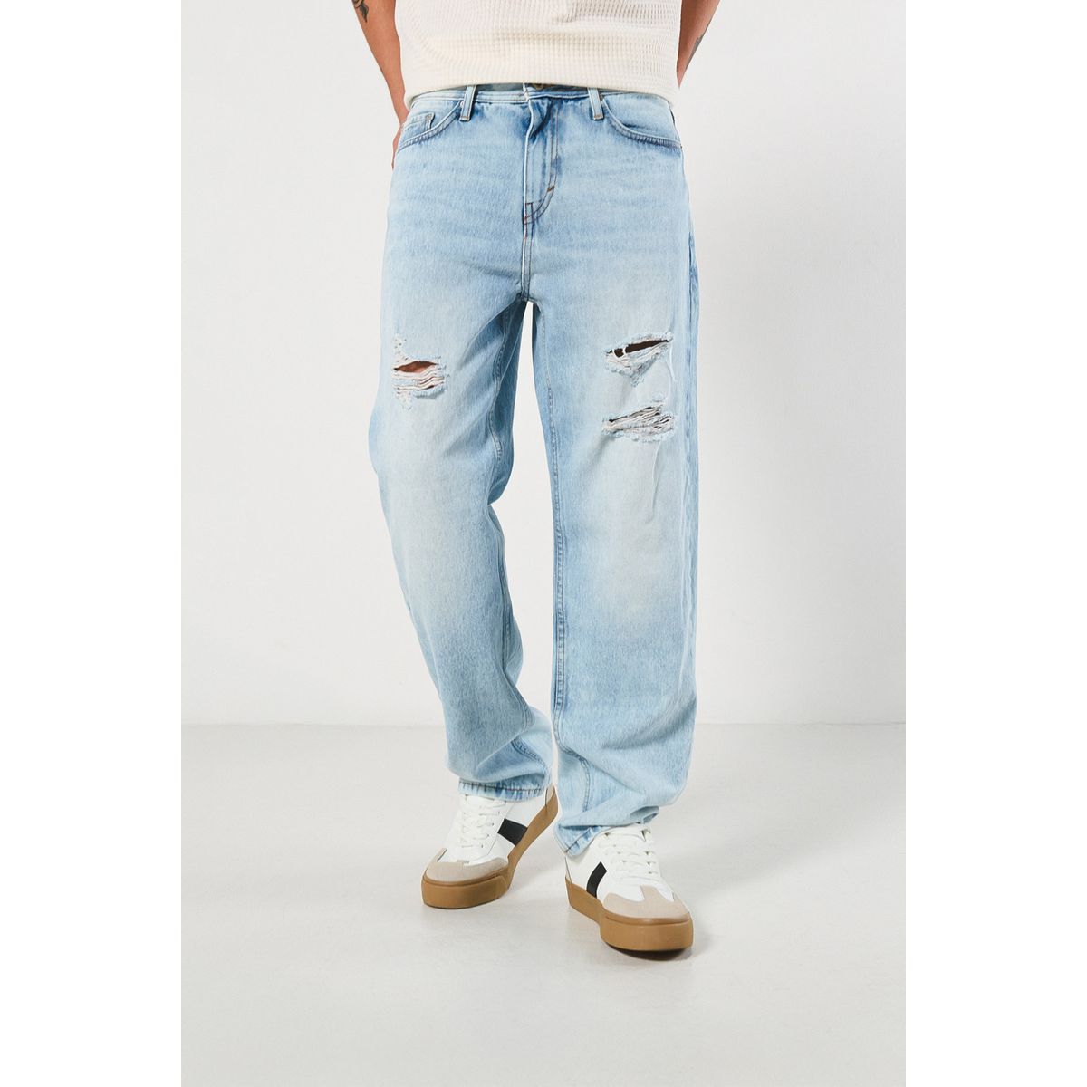 KOAJ - KOAJ Jean 90´S bota ancha azul claro con rotos y tiro bajo