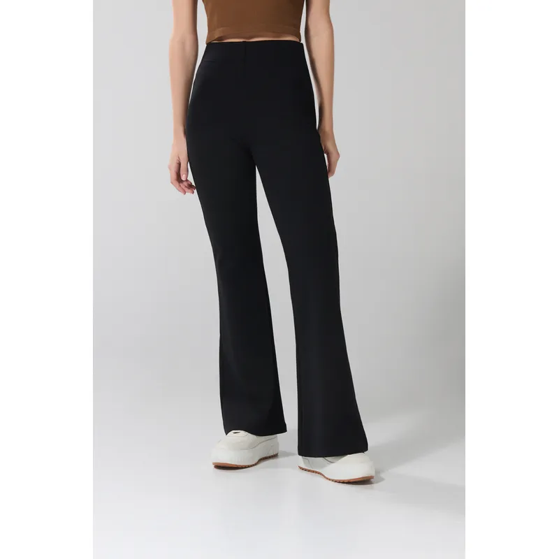 KOAJ - KOAJ Pantalón flare negro con tiro alto y bota ancha