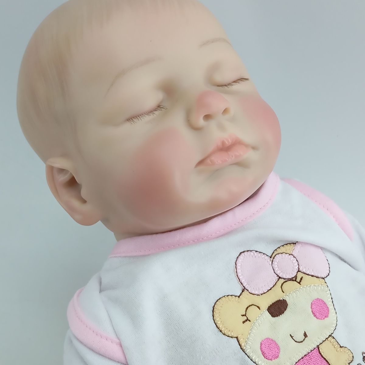 JUGUETERIA EXPRESS - Bebe Reborn Realista Ojos Cerrados Silicona Accesorios 42cm