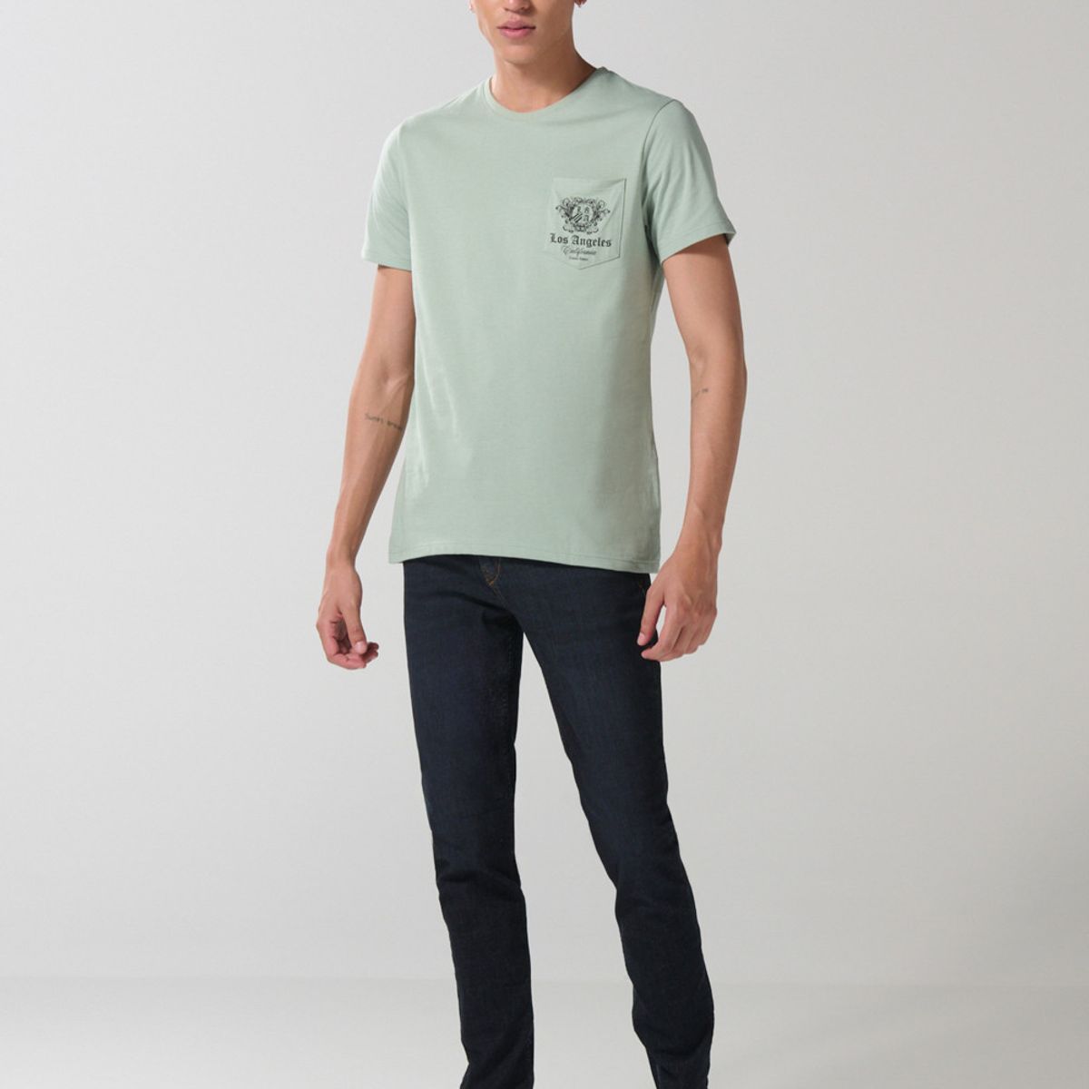 KOAJ - KOAJ Camiseta en algodón college verde con bolsillo y manga  Hombre