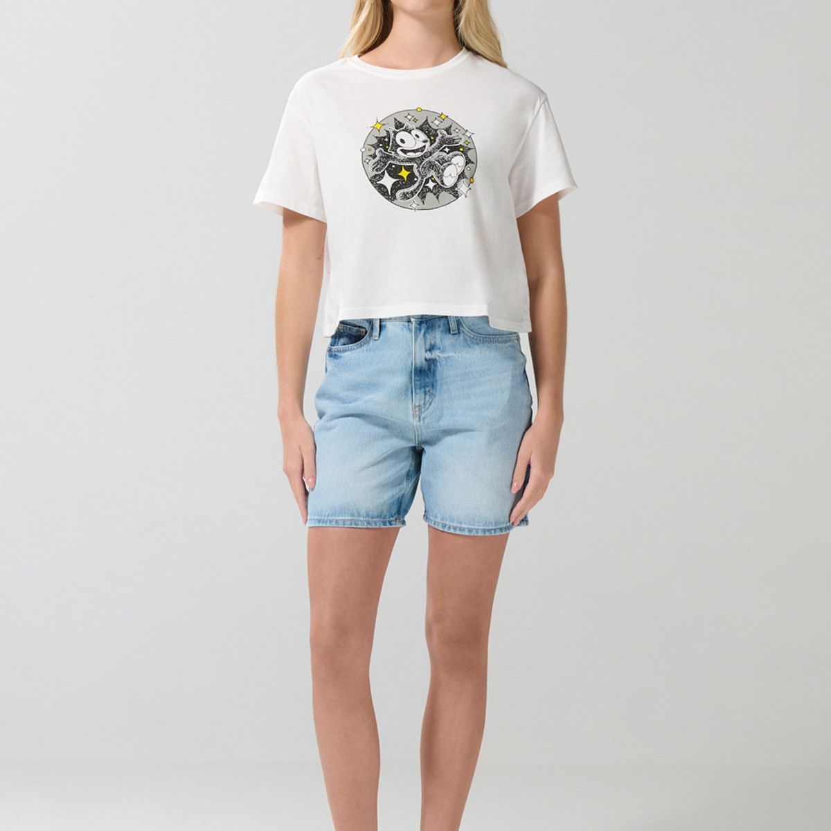 KOAJ - KOAJ Camiseta crop top crema con diseño de Félix el Gato Mujer