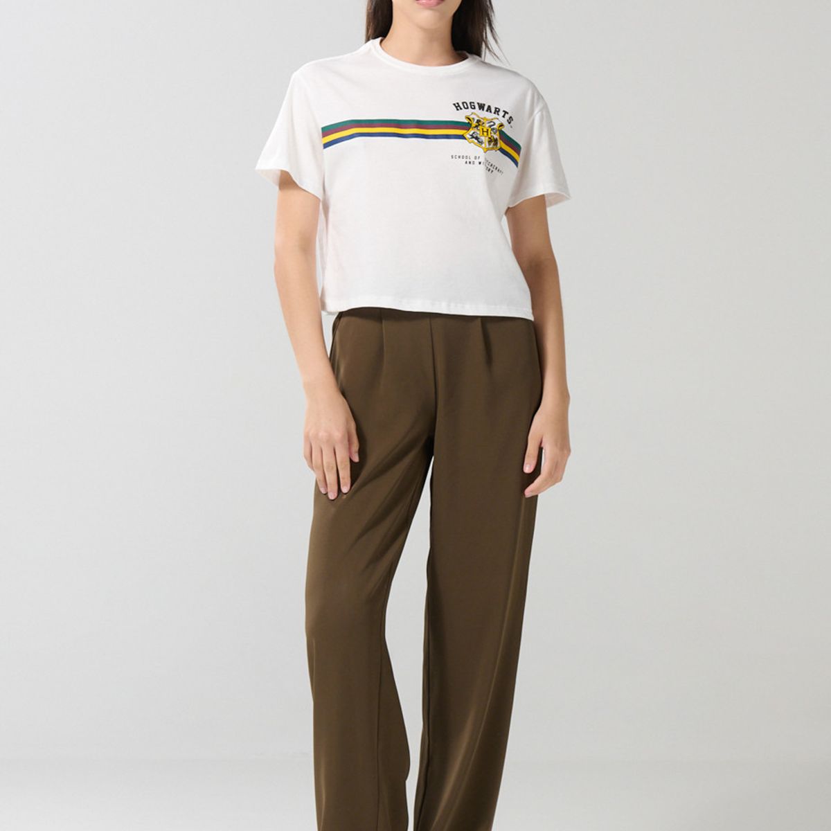KOAJ - KOAJ Camiseta crop top crema con arte de Harry Potter en fre Mujer