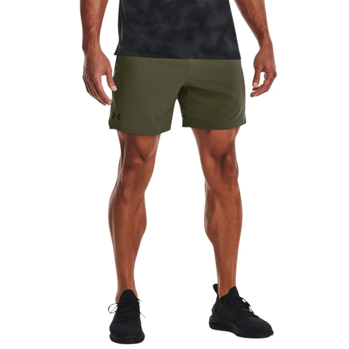 UNDER ARMOUR - Pantaloneta Under Armour Vansh Wvn 6In Hombre-Verde