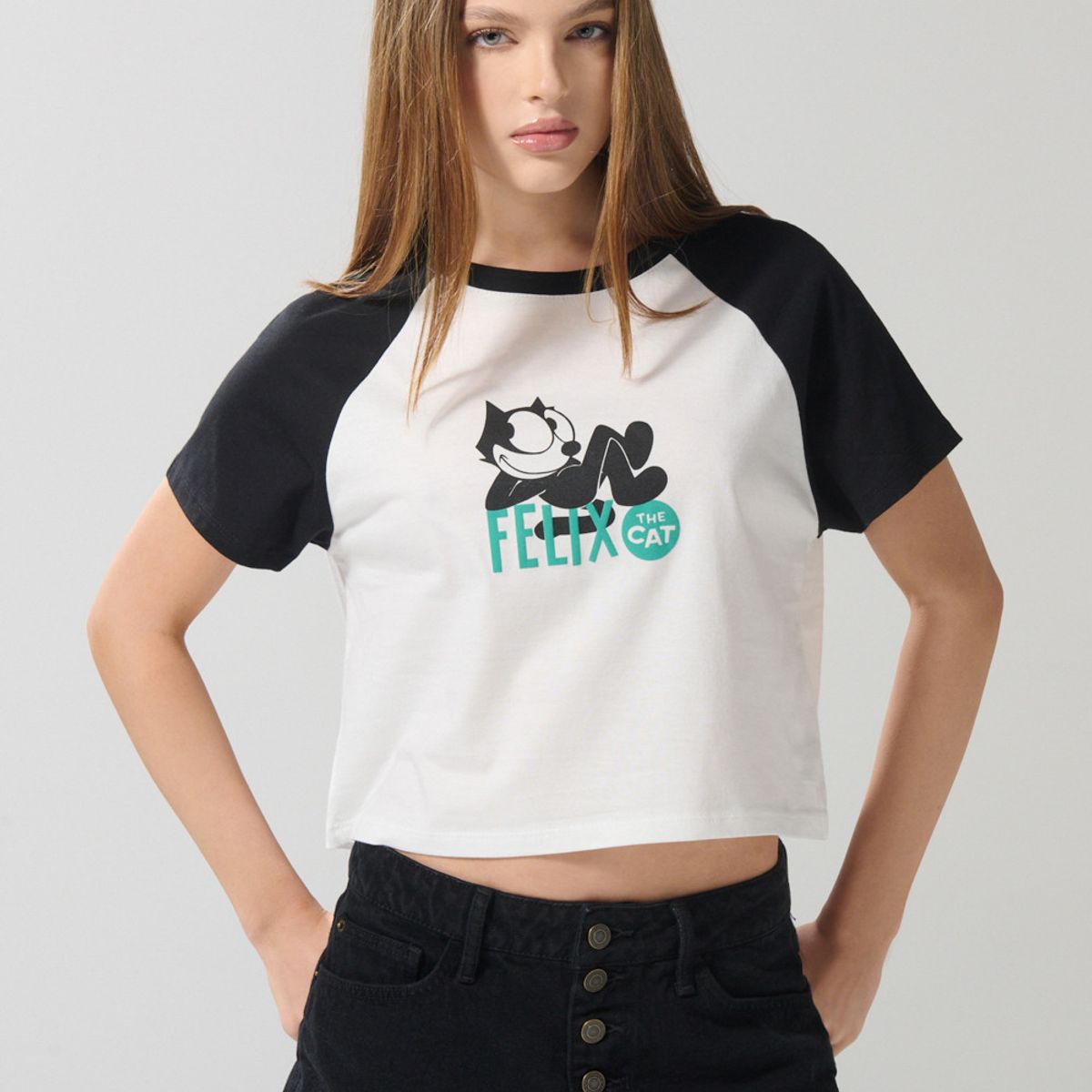 KOAJ - KOAJ Camiseta de Félix el Gato crema con manga ranglan corta Mujer