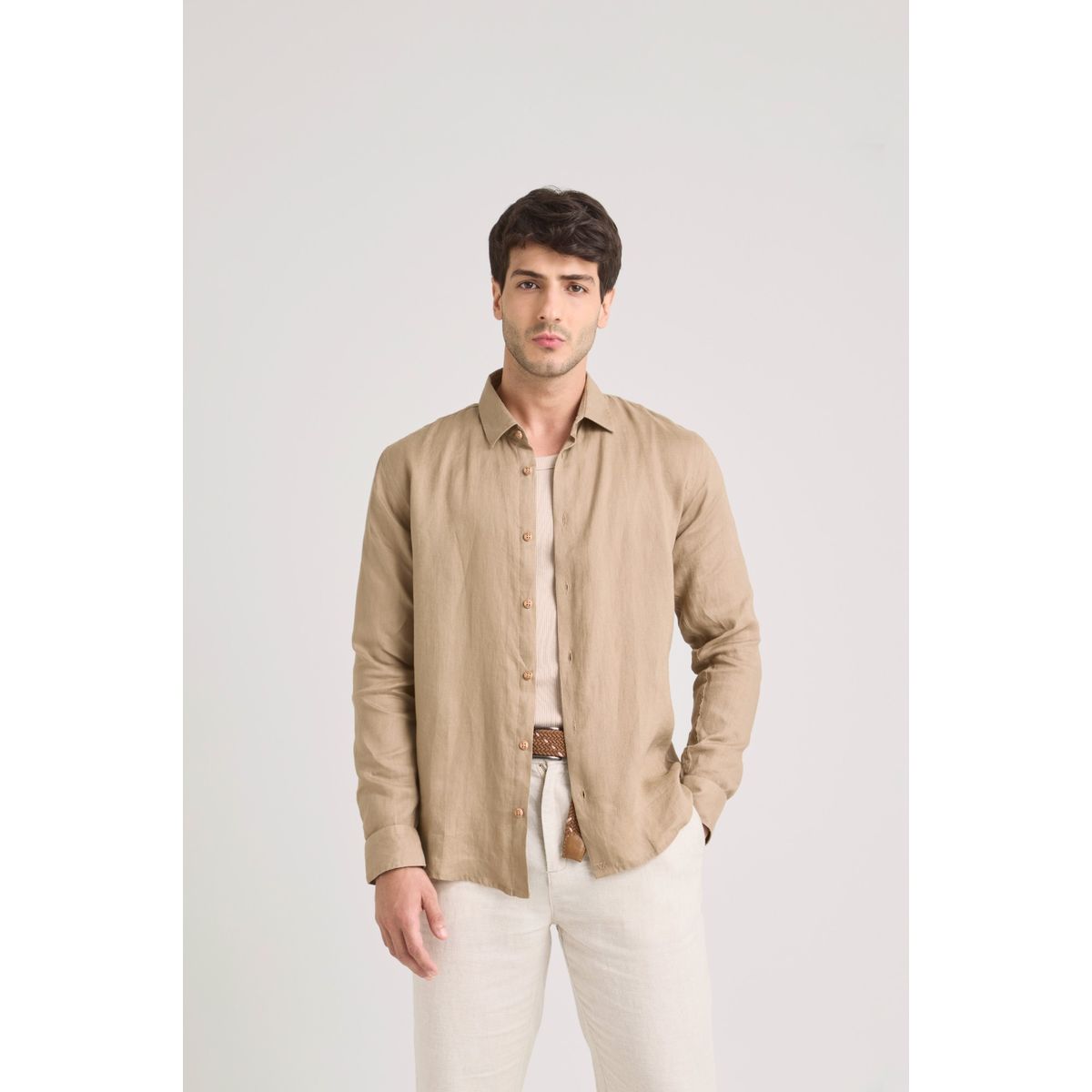 VELEZ - Vélez Camisa Manga Larga En Lino Hombre Silueta Semi Ajustada Canela