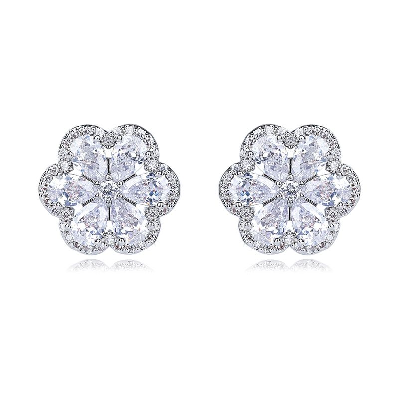VERAMOREST - Aretes flor de cristal con baño platino  Veramorest