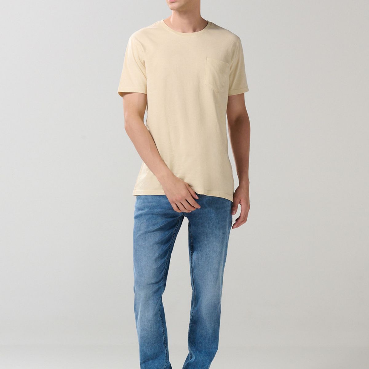 KOAJ - KOAJ Camiseta en algodón unicolor con bolsillo y manga corta Hombre