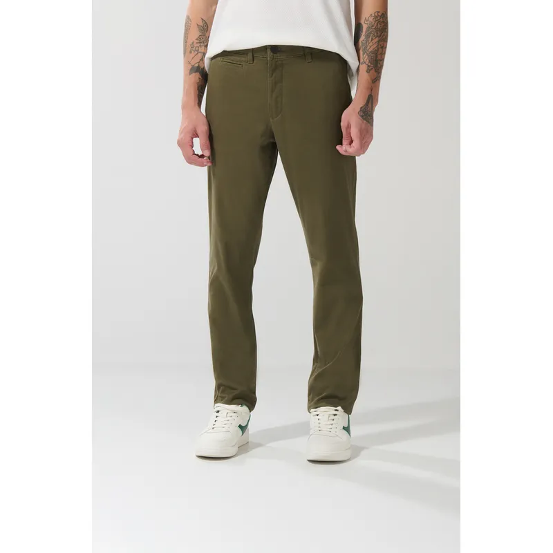 KOAJ - KOAJ Pantalón slim unicolor en dril con bolsillos y tiro med Hombre