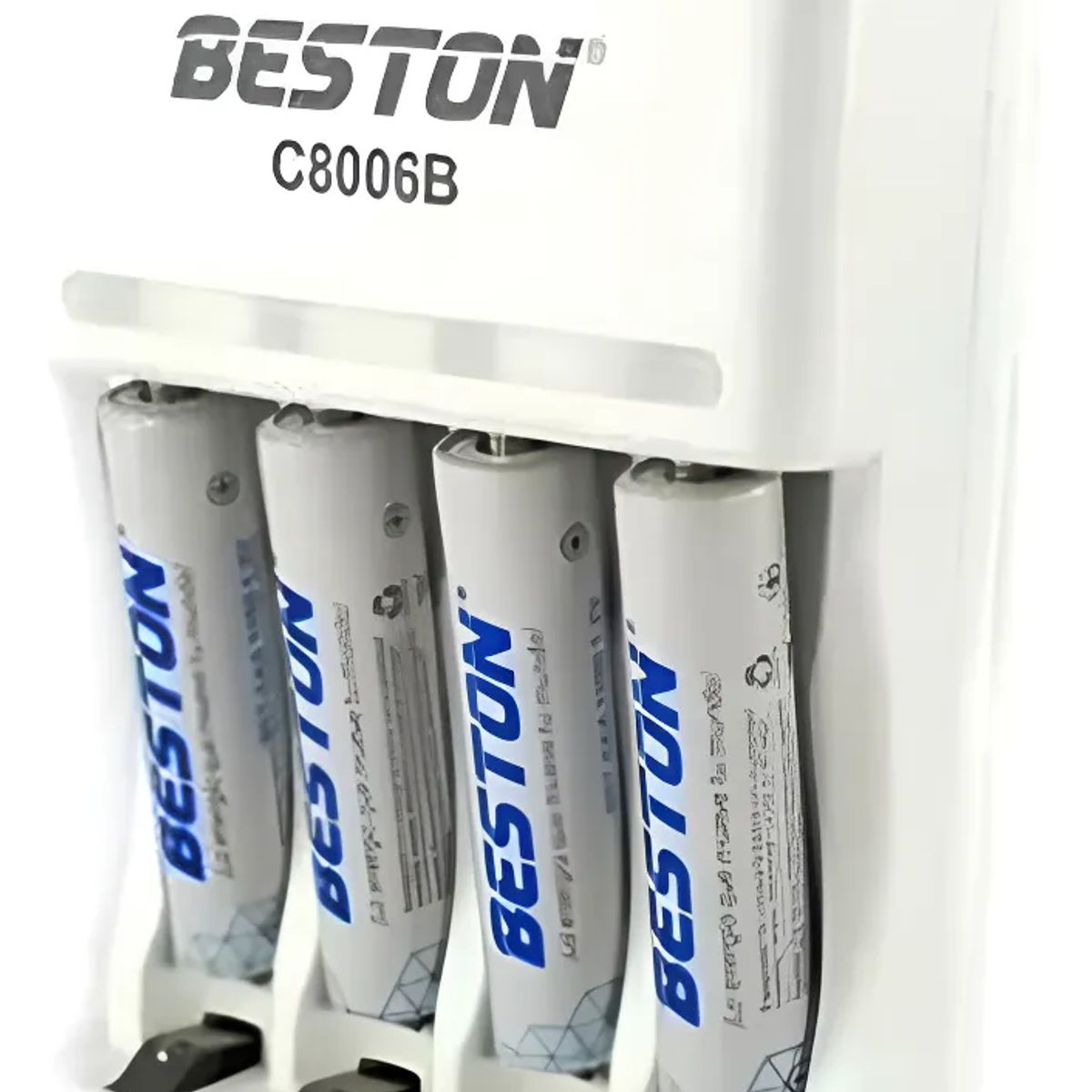 BESTON - Cargador Beston + 4 Pilas Aaa Recargables 1.2v  1100mah