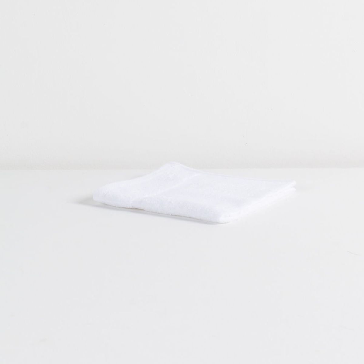 DISTRIHOGAR - Toalla Facial Malibú 370 gr Algodón 100% 31 x 33 cm