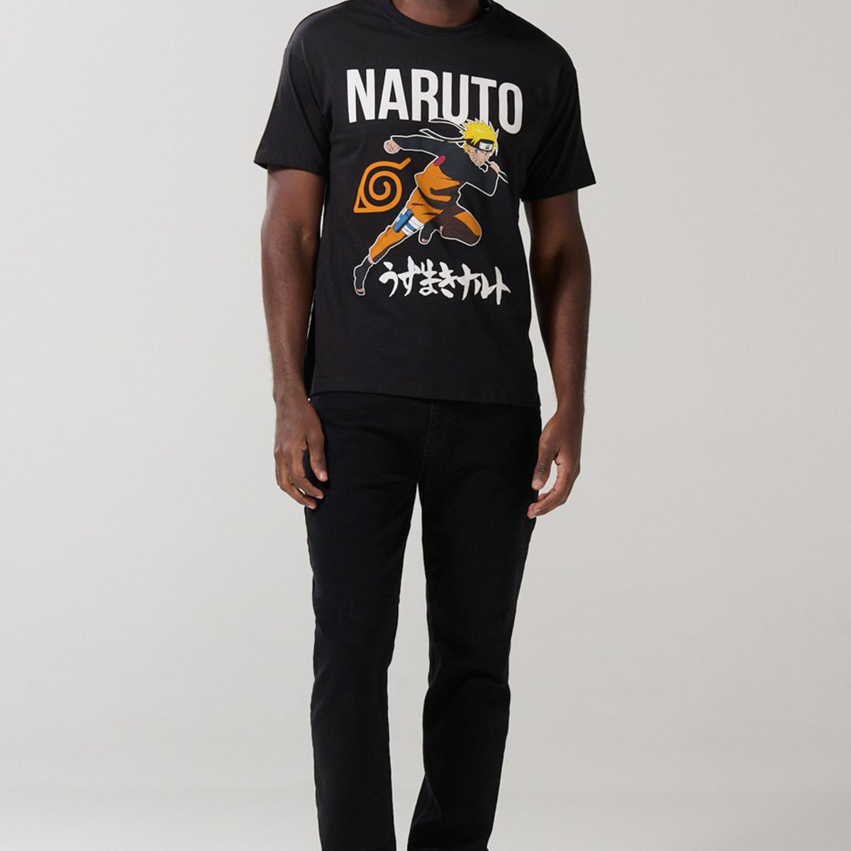 KOAJ - KOAJ Camiseta negra manga corta con diseño de Naruto Hombre