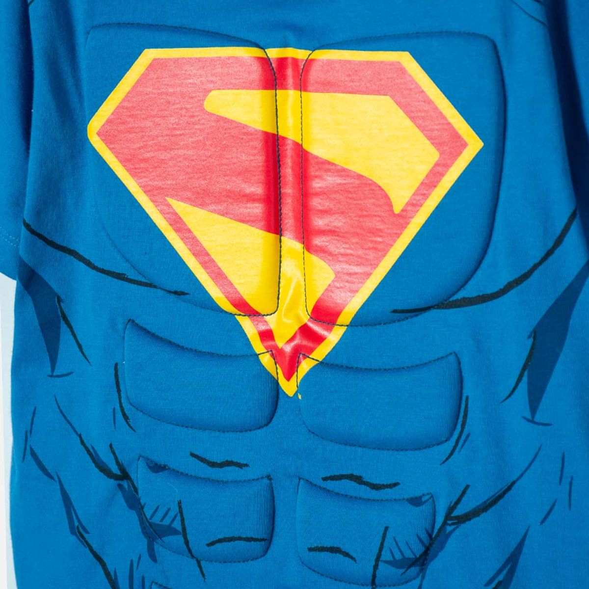 DC COMICS - Camiseta de Superman con capa azul y rojo para niño