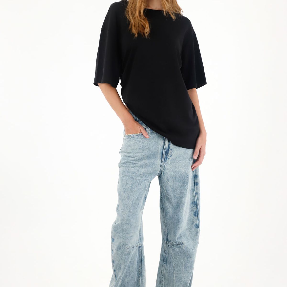 TENNIS - Camiseta oversize con cuello en rib negra para mujer