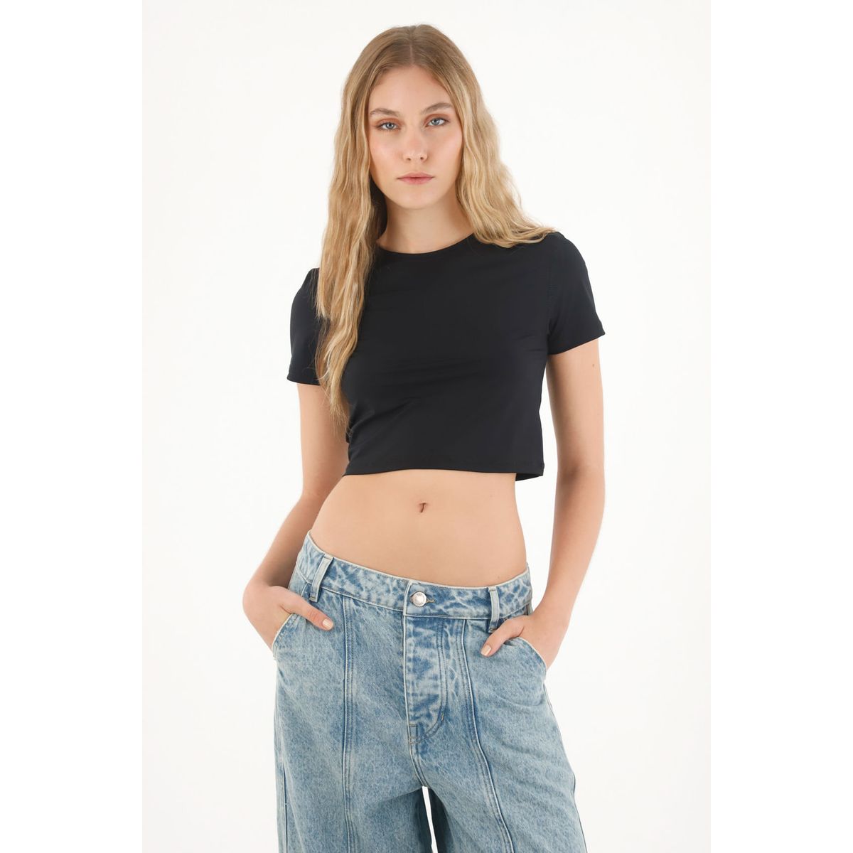 TENNIS - Camiseta manga corta de largo crop negra para mujer