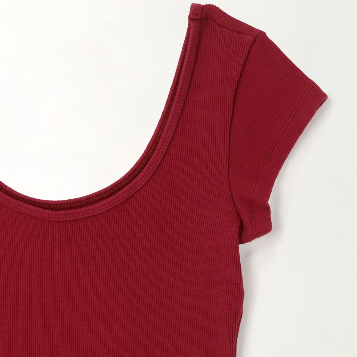 TENNIS - Camiseta en rib ajustada roja para mujer