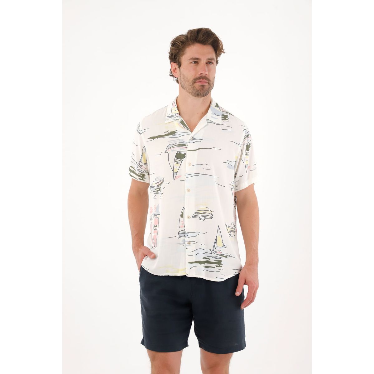 TENNIS - Camisa tipo bowling con print de veleros para hombre