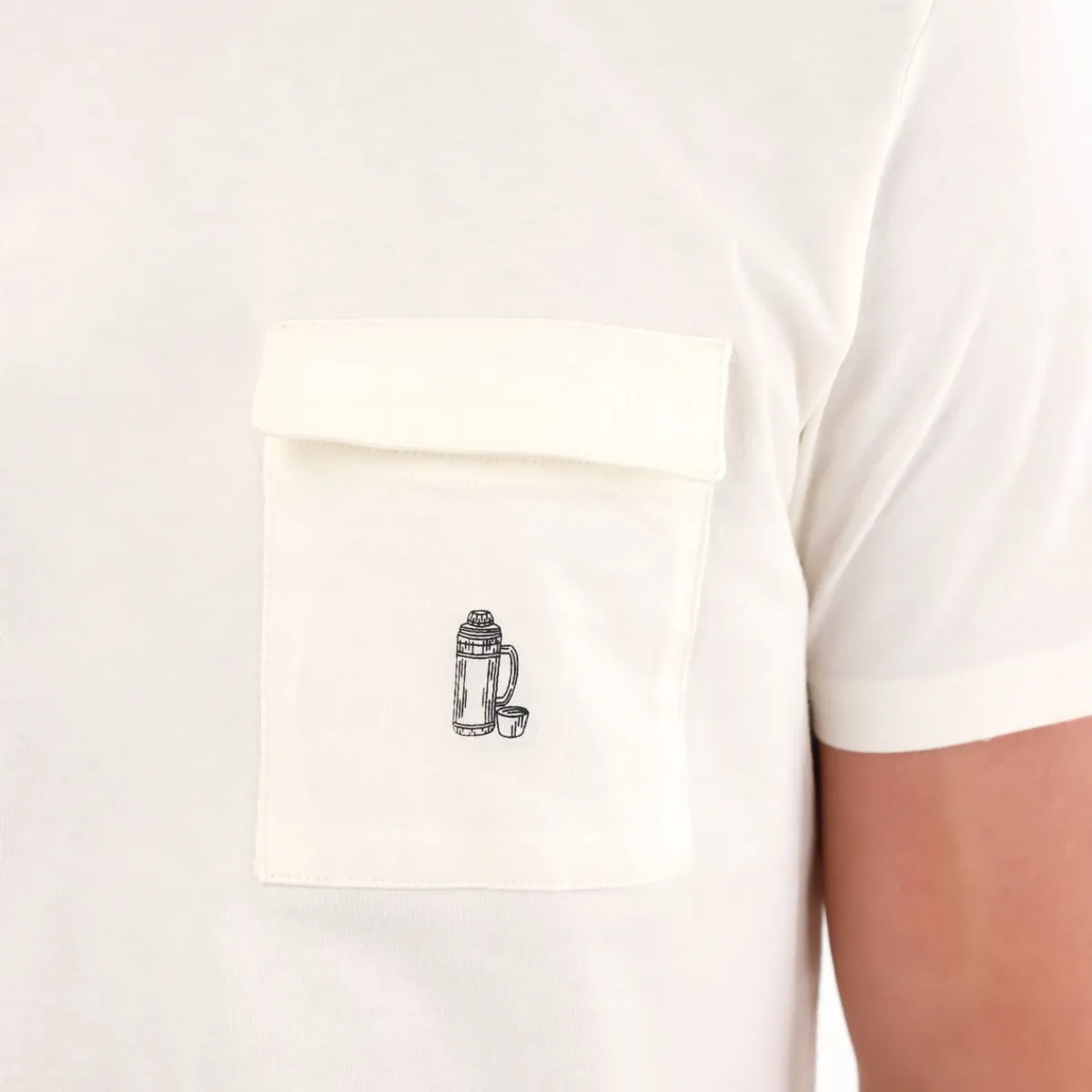 TENNIS - Camiseta con bolsillo de tapa crudo para hombre