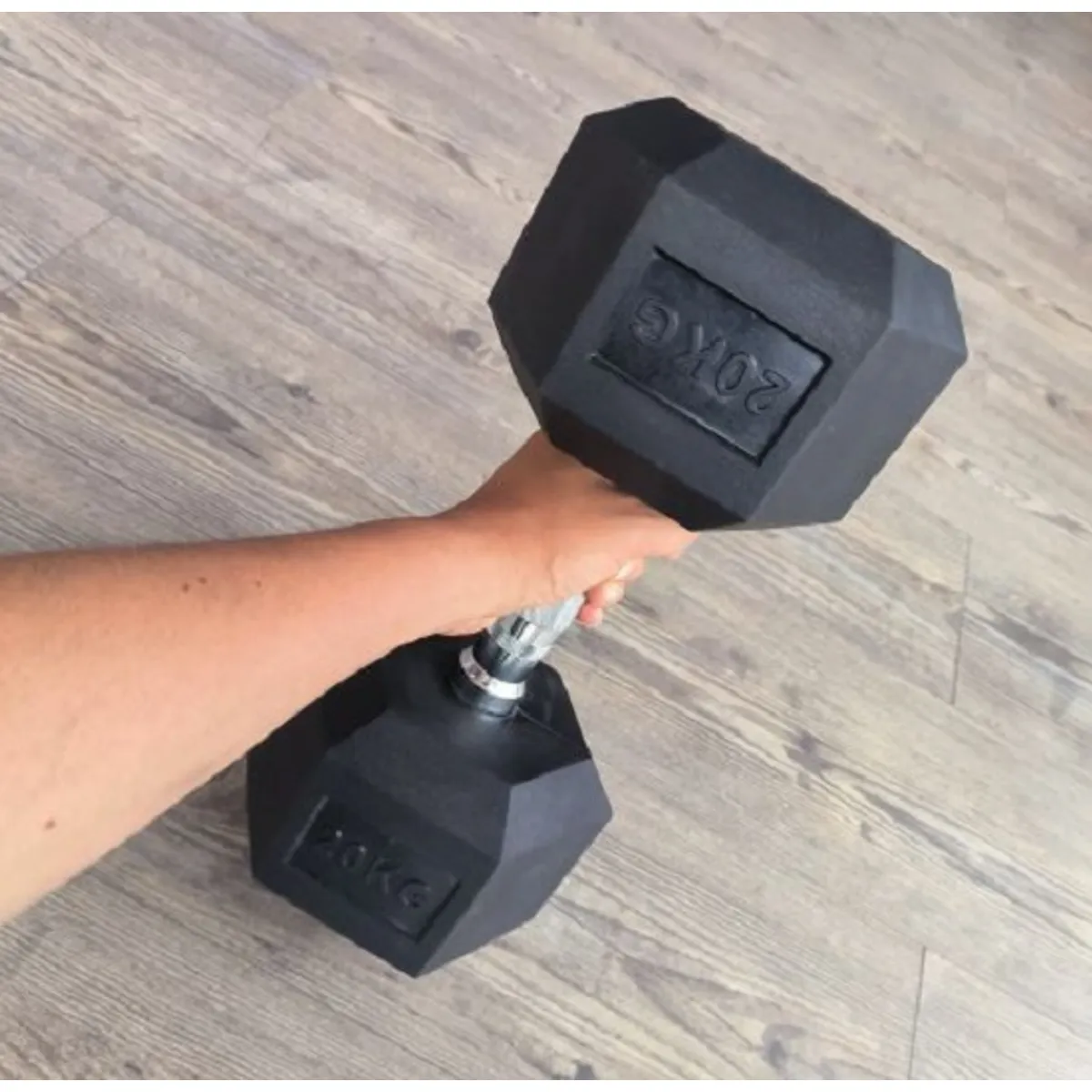 GENERICO - Pesa Mancuerna Encauchetada 20 Kg unidad