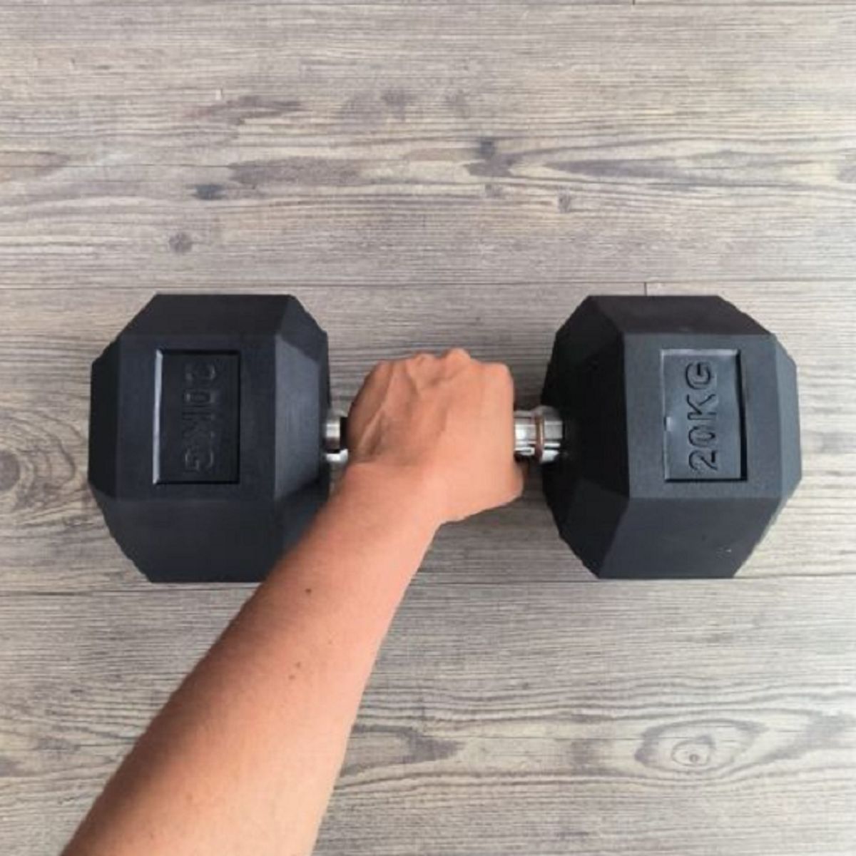 GENERICO - Pesa Mancuerna Encauchetada 20 Kg unidad