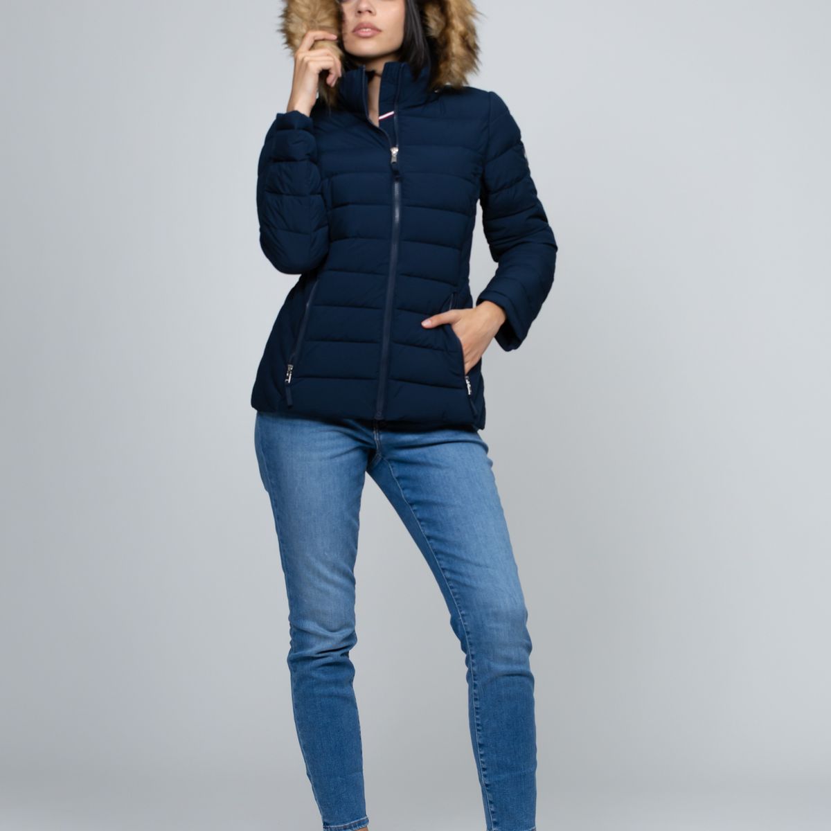 TOMMY HILFIGER - Chaqueta azul acolchada  Tommy Hilfiger