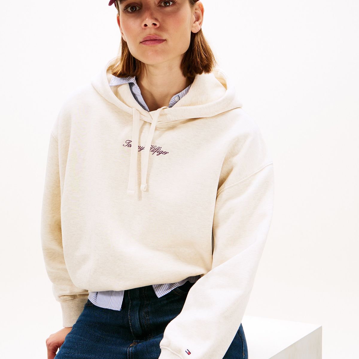 TOMMY HILFIGER - Buzo blanco con capota y logo texturizado Tommy Hilfiger