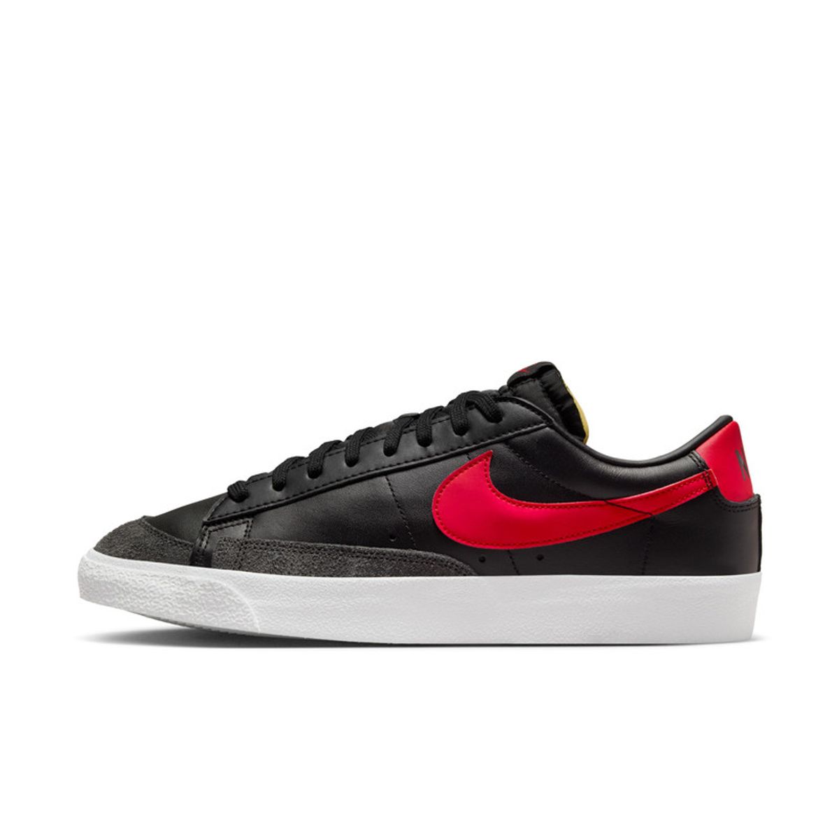 NIKE - Tenis Hombre Nike Blazer Low '77 Vintage