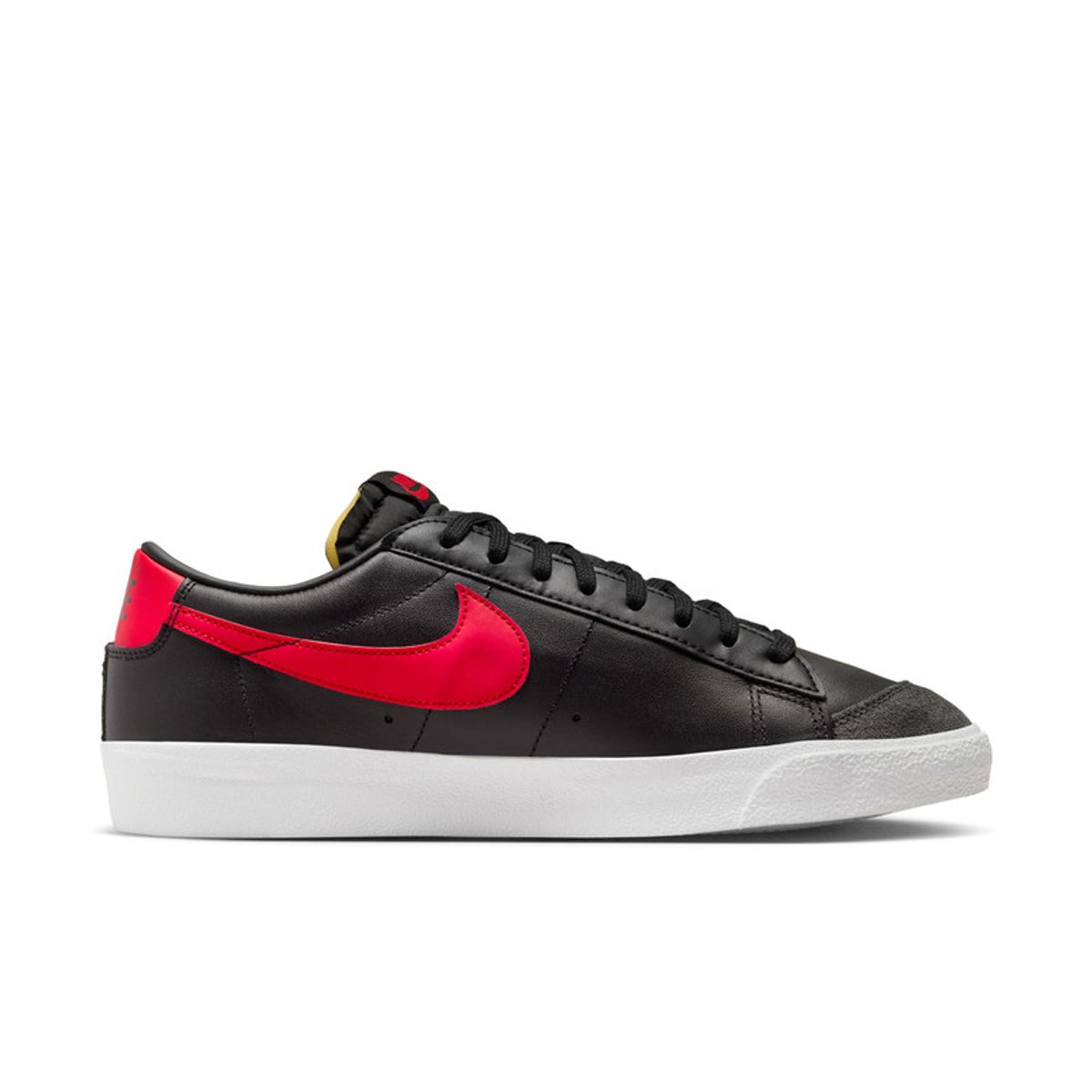 NIKE - Tenis Hombre Nike Blazer Low '77 Vintage