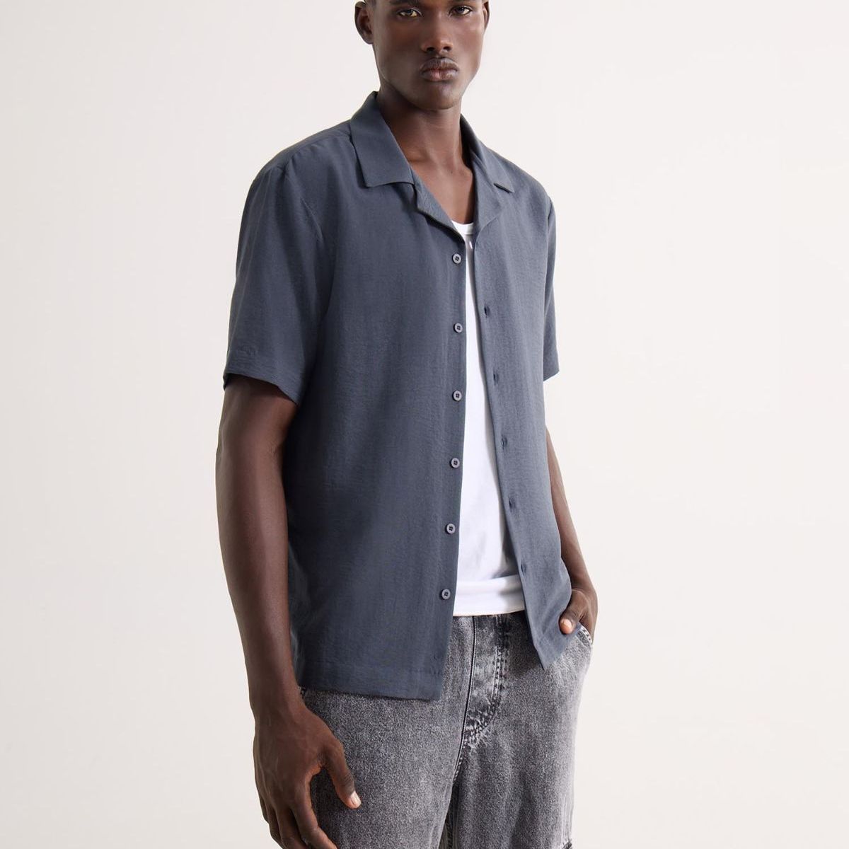 SEVEN SEVEN - Camisa Para Hombre Manga Corta Sin Bolsillo Cuello Resort Color Gris Marca Seven Seven #45012187
