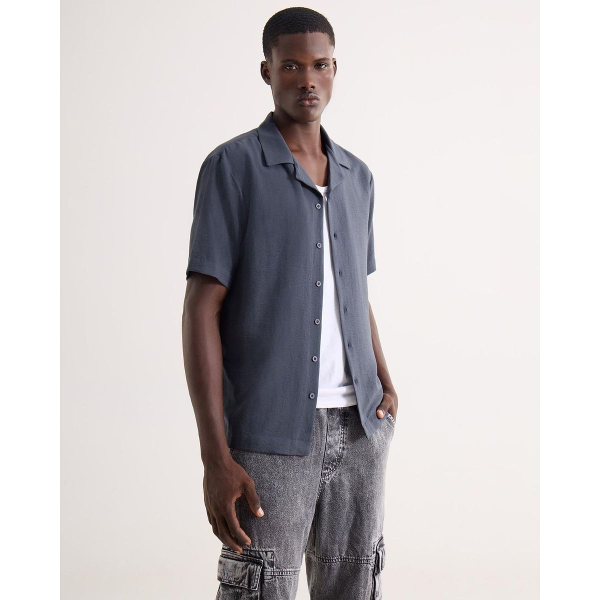 SEVEN SEVEN - Camisa Para Hombre Manga Corta Sin Bolsillo Cuello Resort Color Gris Marca Seven Seven #45012187