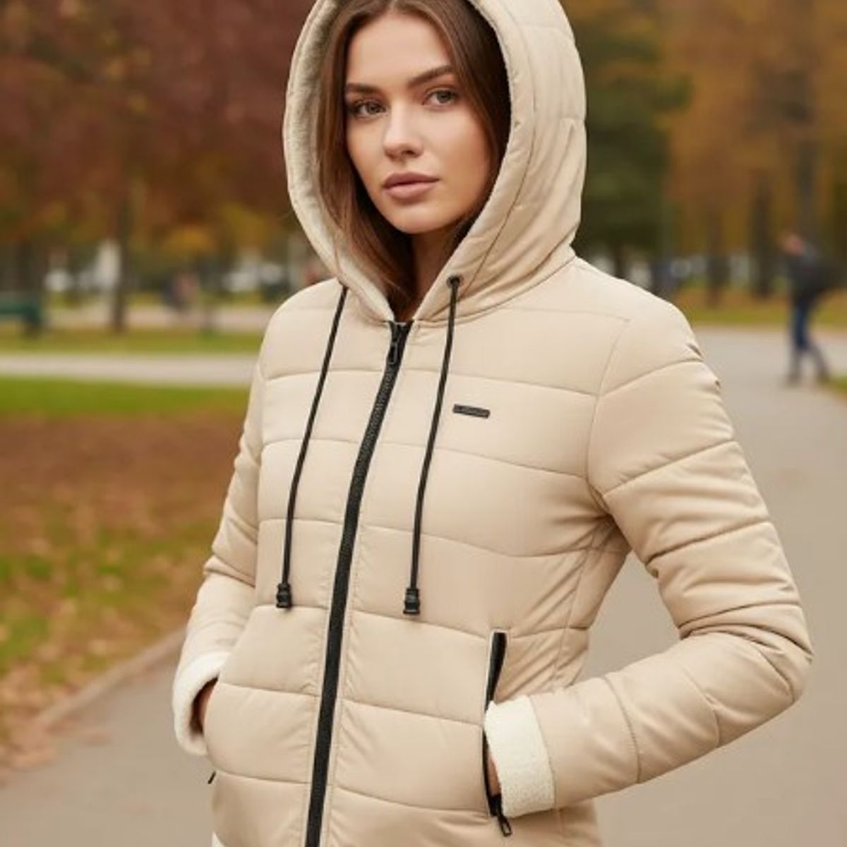 MODA EN CIRCUITO - Chaqueta impermeable Ovejera  con Capota