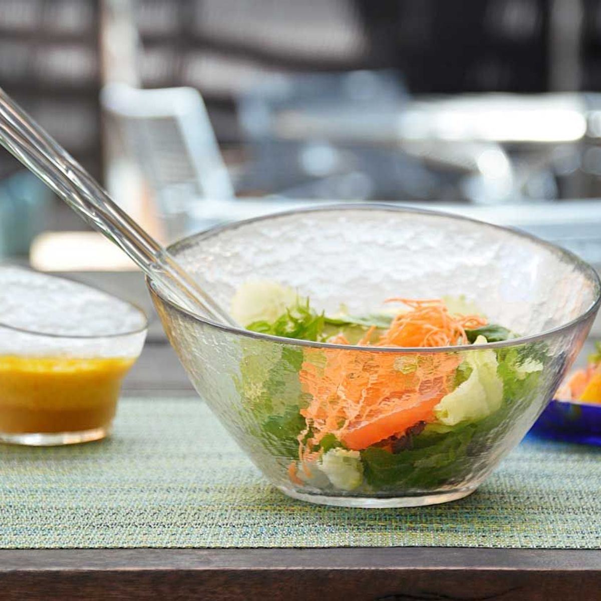 FOH - Bol de Kaleidoscope™ de 10 - 80 oz pack de 4 unidades