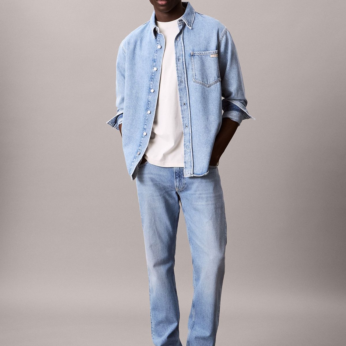 CALVIN KLEIN - Camiseta beige sport con monograma Calvin Klein