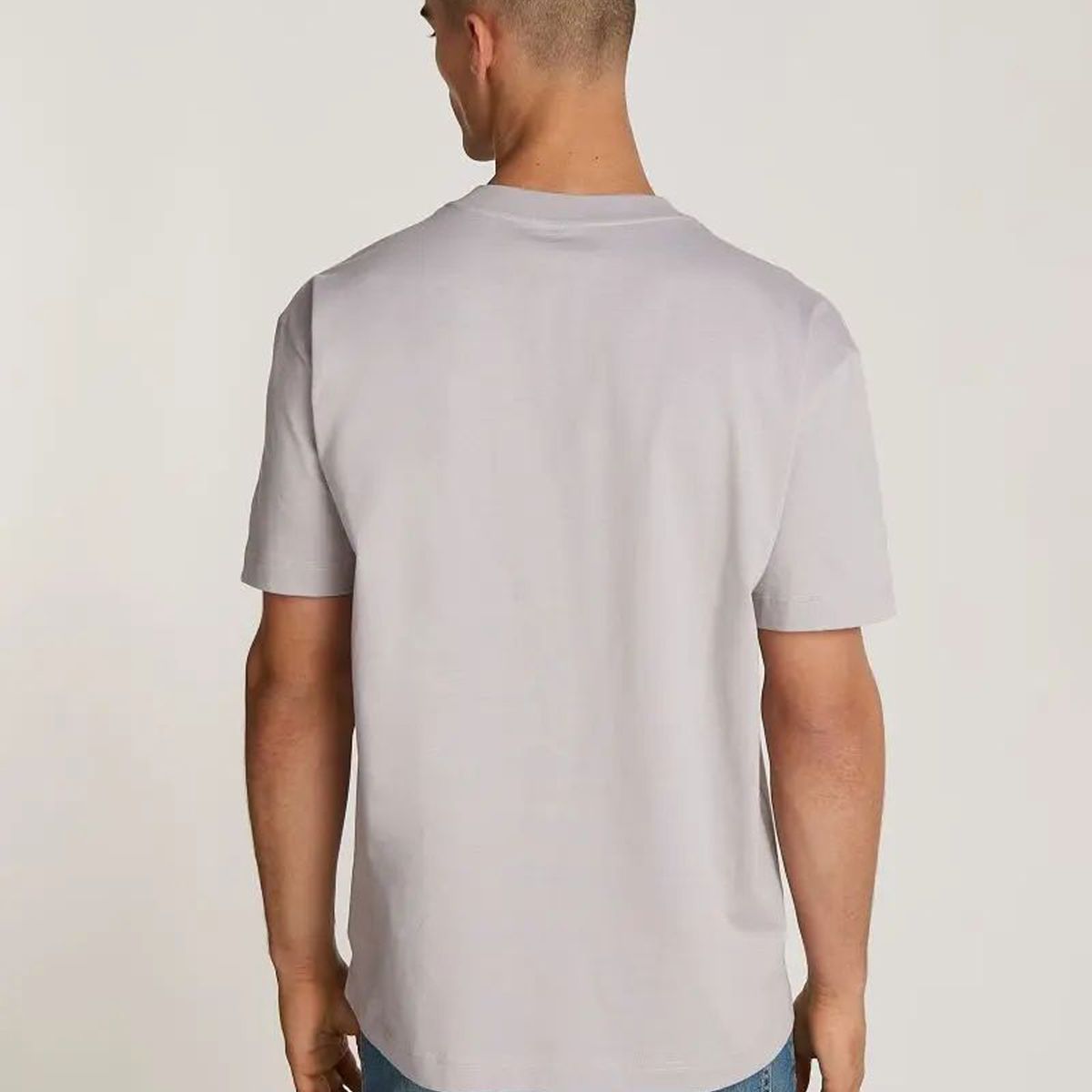 CALVIN KLEIN - Camiseta gris con logo bordado en caja Calvin Klein