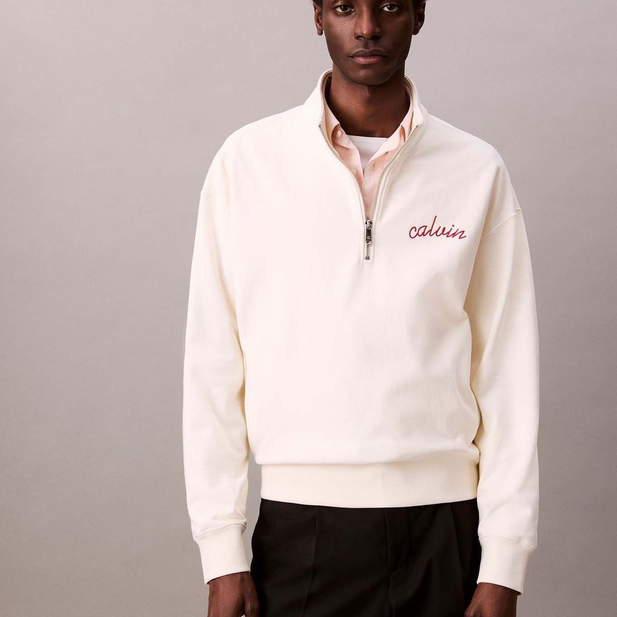 CALVIN KLEIN - Saco blanco con cremallera 1/4 y logo punto cadeneta Calvin Klein